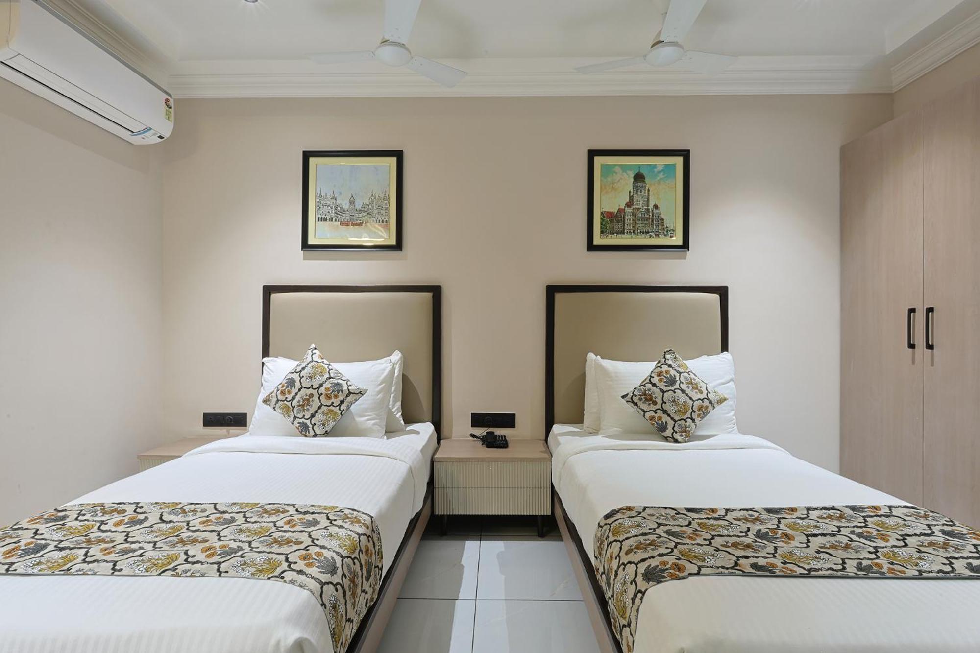 Hotel Royal Town Ahmedabad Exterior foto